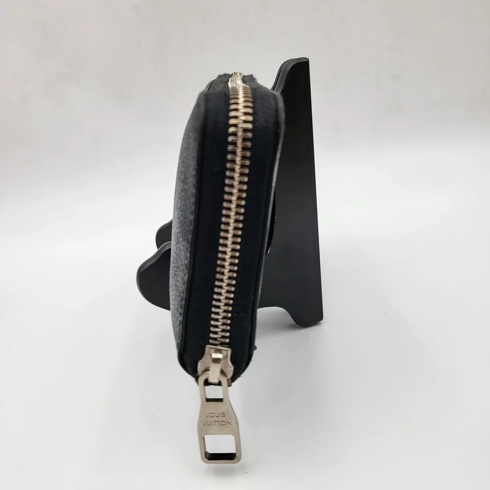 Louis Vuitton Damier Graphite Zippy Long Wallet Round Zip, Authentic..